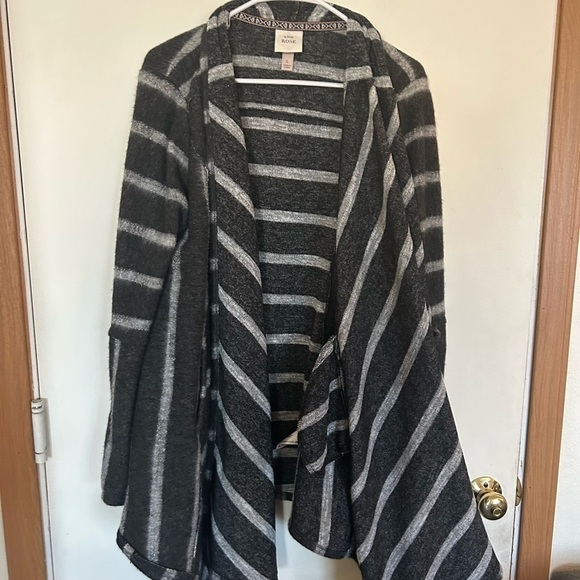 Knox Rose, large oversized long line, open front cardigan - Picture 2 of 11